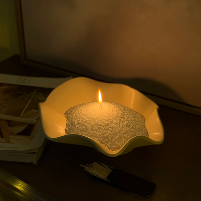 Ruffle Pearled Candle Gift Set